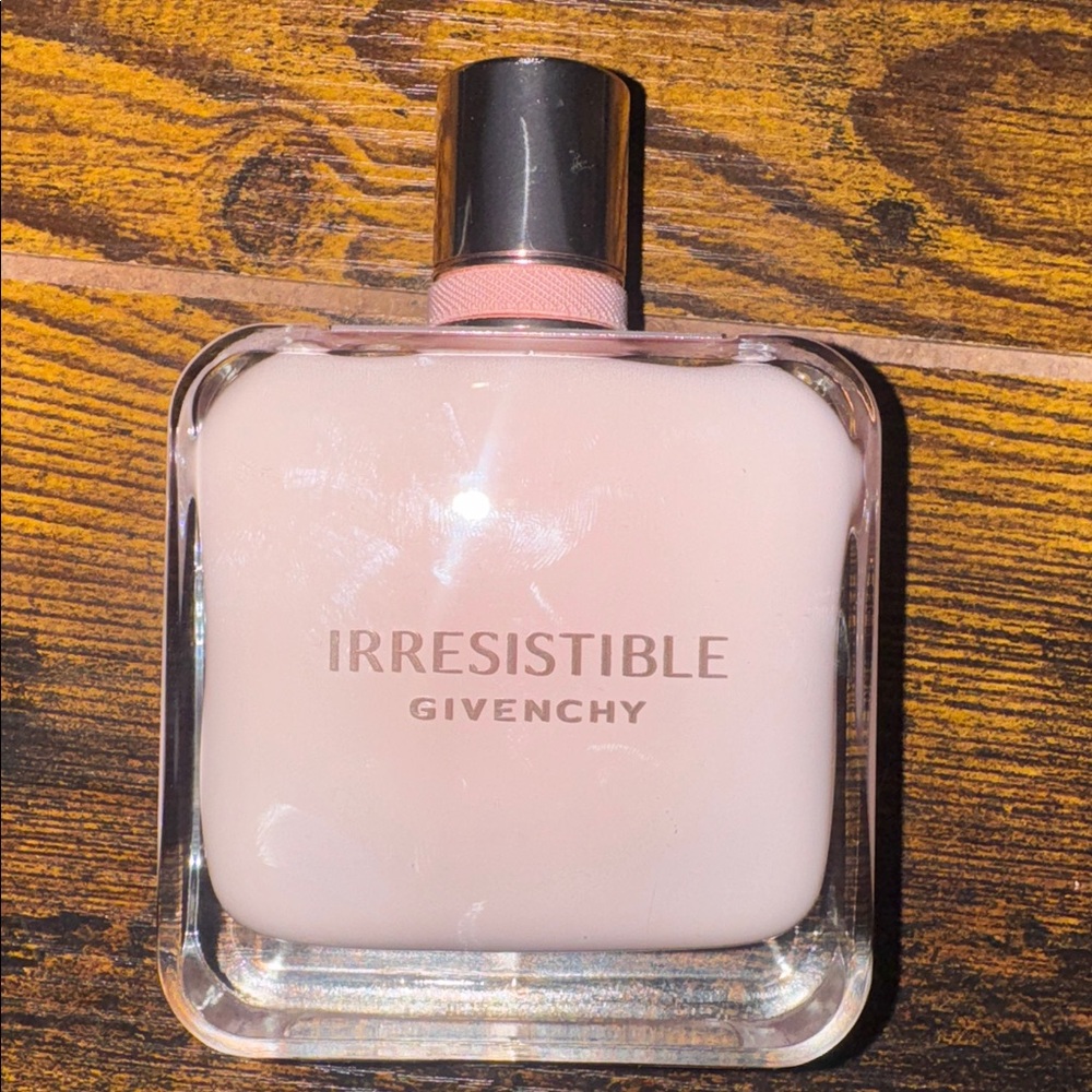 Givenchy Irresistible in Soft Pink with Silver Cap